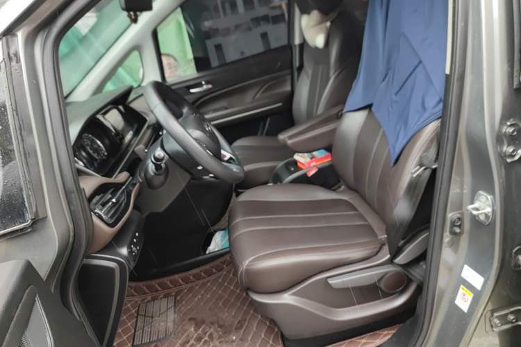 Used GAC Trumpchi M6 2019 270T DCT Luxury Edition (7-seater) China VI Left Front Seat
