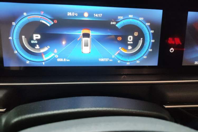 Used GAC Trumpchi M6 2019 270T DCT Prestige Edition (6-Seater) China VI Odometer Close Up