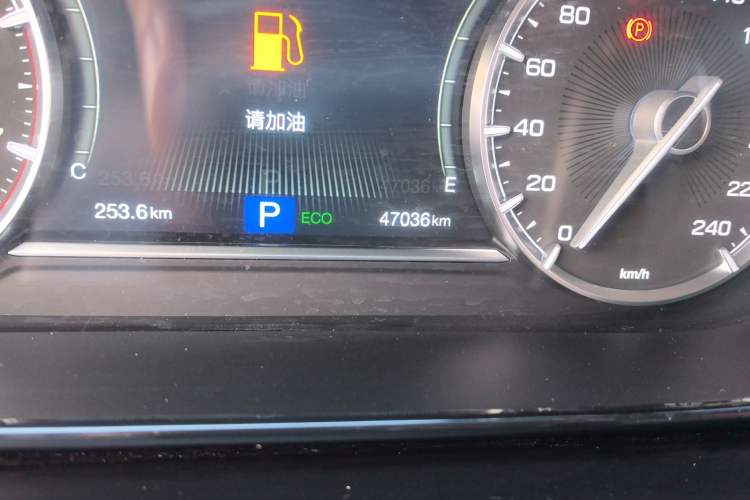 Used GAC Trumpchi M6 2019 270T Automatic Luxury Edition (6-seater) - China V Standard Odometer Close Up