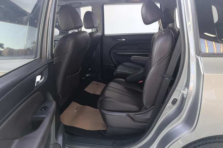 Used GAC Trumpchi M6 2019 270T DCT Luxury Edition (6-seater) China VI Right Rear Seat