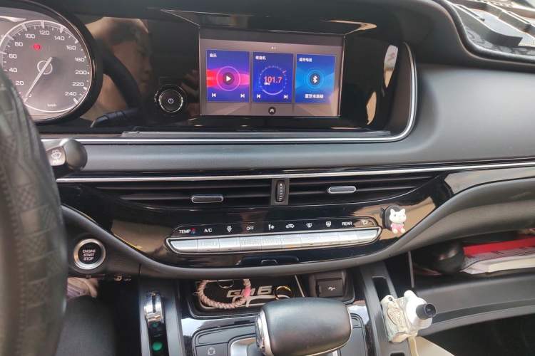 Used GAC Trumpchi M6 2019 270T DCT Luxury Edition (6-seater) China VI Audio And AC Panel