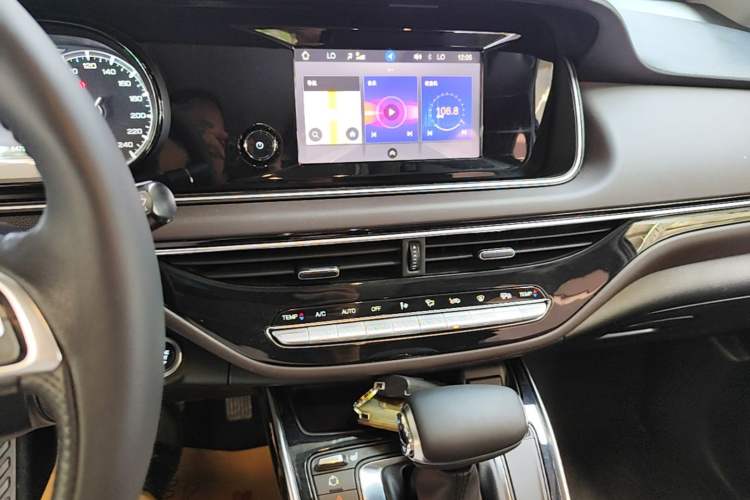 Used GAC Trumpchi M6 2019 270T DCT Luxury Edition (7-seater) China VI Audio And AC Panel