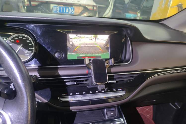 Used GAC Trumpchi M6 2019 270T DCT Luxury Edition (6-seater) China VI Audio And AC Panel