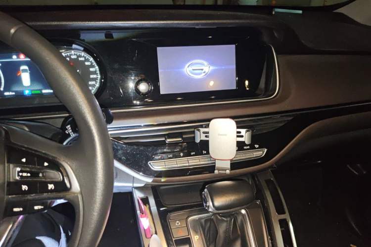 Used GAC Trumpchi M6 2019 270T DCT Luxury Edition (6-seater) China VI Audio And AC Panel