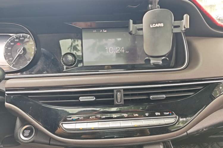 Used GAC Trumpchi M6 2019 270T DCT Luxury Edition (7-seater) China VI Audio And AC Panel