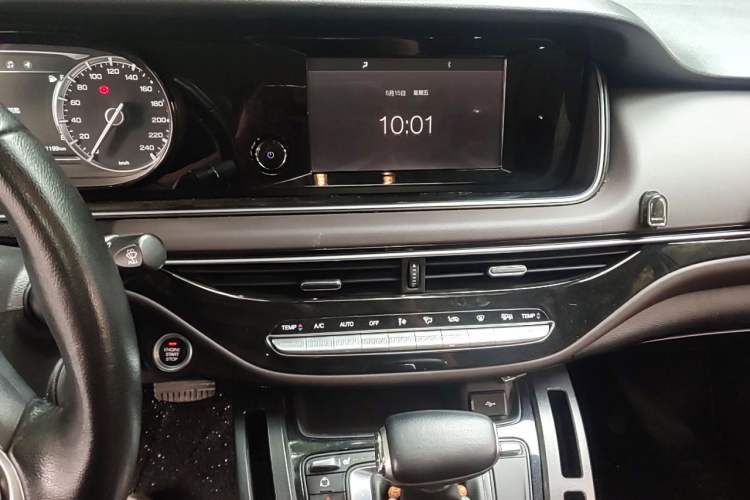 Used GAC Trumpchi M6 2019 270T DCT Luxury Edition (7-seater) China VI Audio And AC Panel