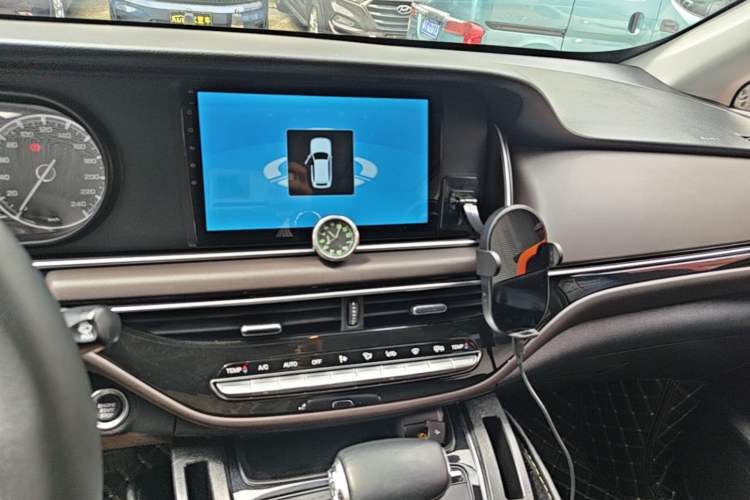 Used GAC Trumpchi M6 2019 270T DCT Luxury Edition (7-seater) China VI Audio And AC Panel
