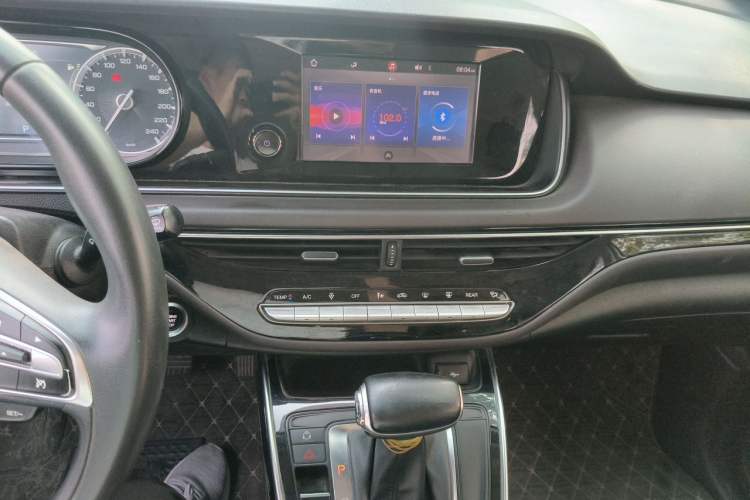 Used GAC Trumpchi M6 2019 270T DCT Luxury Edition (7-seater) China VI Audio And AC Panel