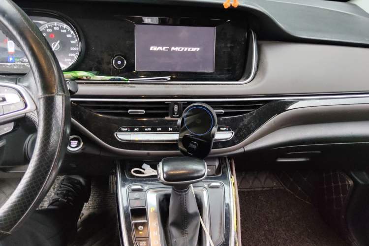 Used GAC Trumpchi M6 2019 270T DCT Luxury Edition (7-seater) China VI Audio And AC Panel