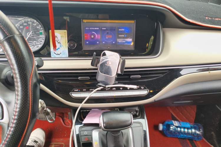 Used GAC Trumpchi M6 2019 270T DCT Elite Edition (7-seater) China VI Audio And AC Panel