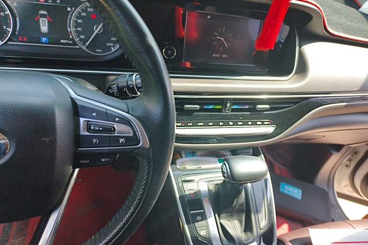 Used GAC Trumpchi M6 2019 270T DCT Luxury Edition (7-seater) China VI Audio And AC Panel