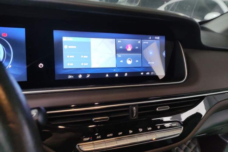 Used GAC Trumpchi M6 2019 270T DCT Prestige Edition (6-Seater) China VI Audio And AC Panel