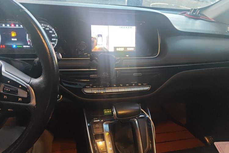 Used GAC Trumpchi M6 2019 270T DCT Luxury Edition (7-seater) China VI Audio And AC Panel