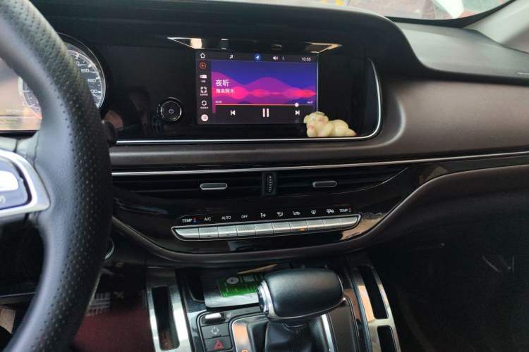 Used GAC Trumpchi M6 2019 270T Automatic Luxury Edition (7-seater) China V Standard Audio And AC Panel