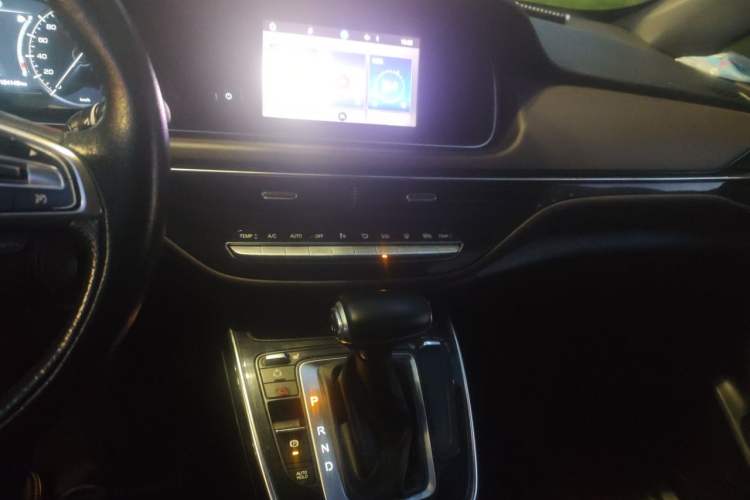 Used GAC Trumpchi M6 2019 270T DCT Luxury Edition (6-seater) China VI Audio And AC Panel