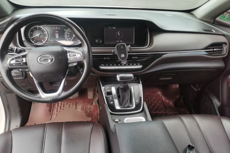 Used GAC Trumpchi M6 2019 270T DCT Luxury Edition (6-seater) China VI Center Console