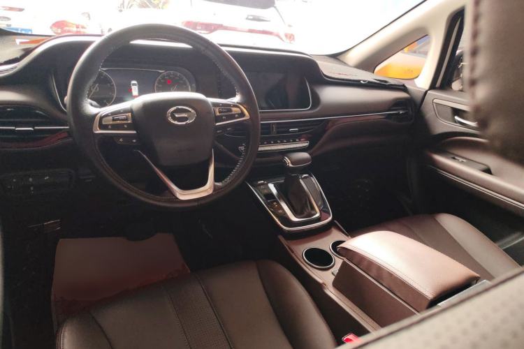 Used GAC Trumpchi M6 2019 270T DCT Luxury Edition (6-seater) China VI Center Console