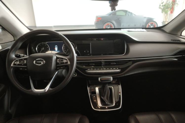Used GAC Trumpchi M6 2019 270T DCT Luxury Edition (7-seater) China VI Center Console