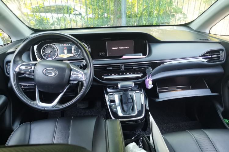Used GAC Trumpchi M6 2019 270T DCT Luxury Edition (6-seater) China VI Center Console