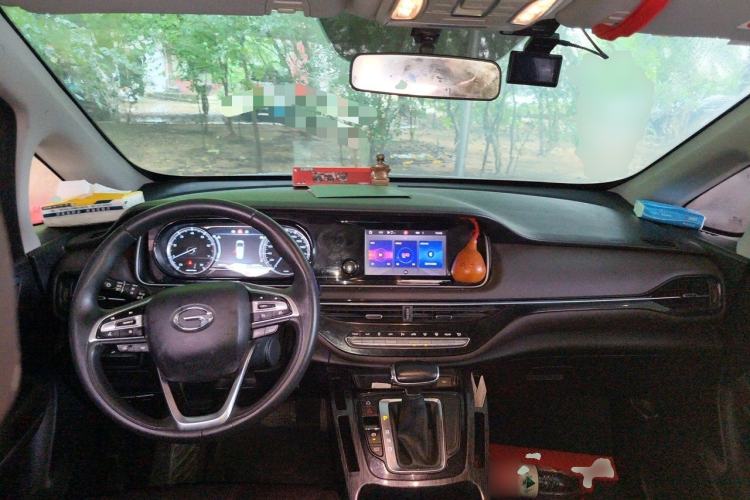 Used GAC Trumpchi M6 2019 270T DCT Luxury Edition (6-seater) China VI Center Console