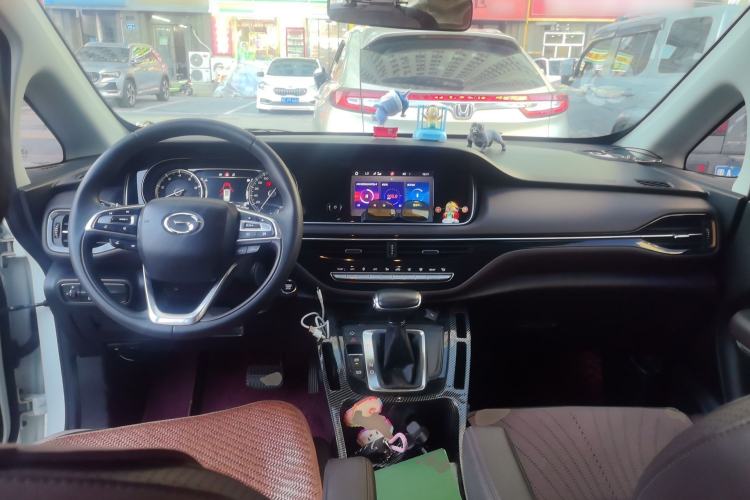 Used GAC Trumpchi M6 2019 270T Automatic Luxury Edition (7-seater) China V Standard Center Console