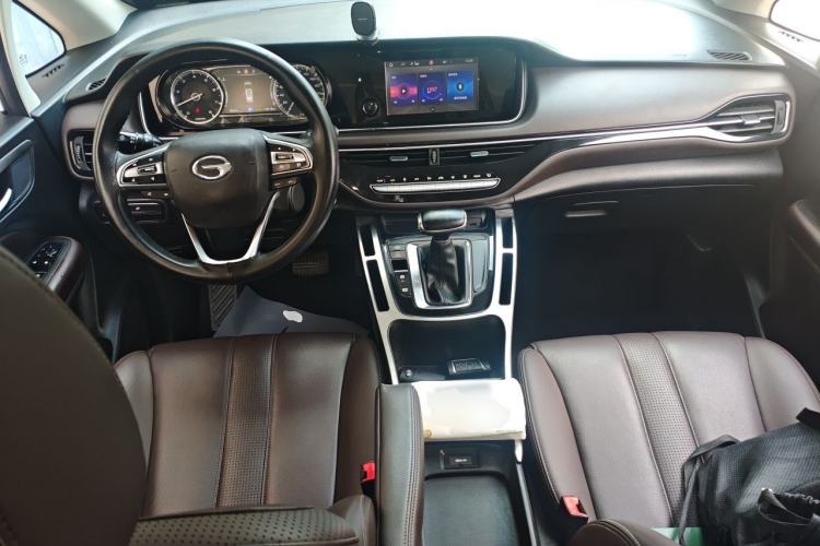Used GAC Trumpchi M6 2019 270T Automatic Luxury Edition (7-seater) China V Standard Center Console