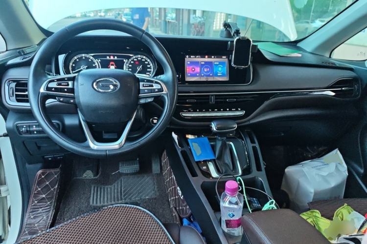 Used GAC Trumpchi M6 2019 270T Automatic Luxury Edition (7-seater) China V Standard Center Console