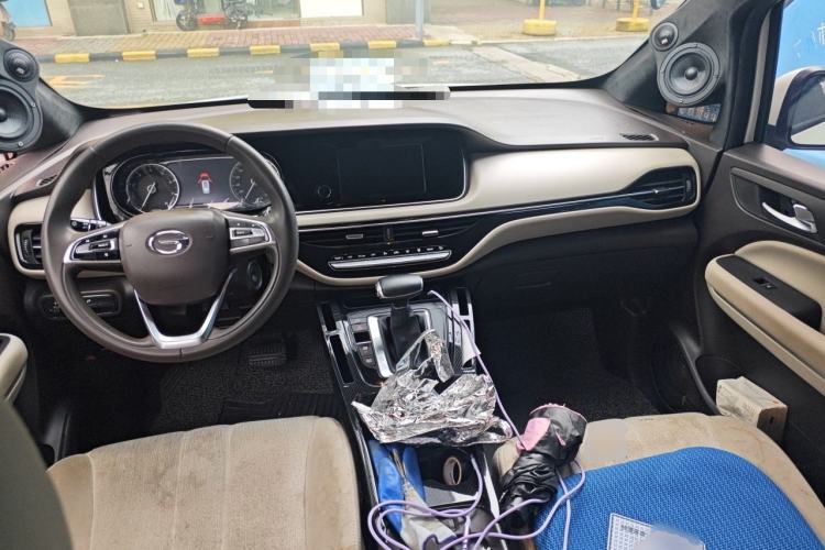 Used GAC Trumpchi M6 2019 270T DCT Elite Edition (7-seater) China VI Center Console