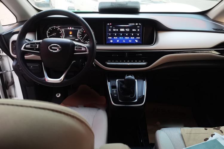 Used GAC Trumpchi M6 2019 270T Manual Elite Edition (7-seater) China VI Center Console