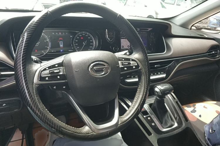 Used GAC Trumpchi M6 2019 270T DCT Luxury Edition (7-seater) China VI Center Console