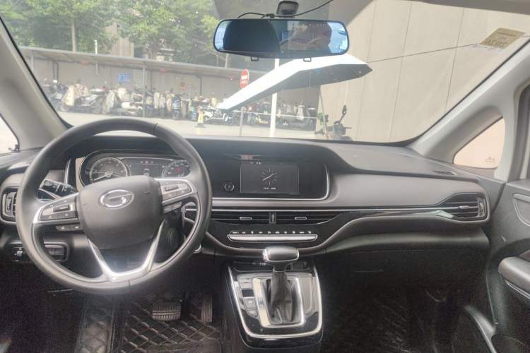 Used GAC Trumpchi M6 2019 270T DCT Luxury Edition (7-seater) China VI Center Console