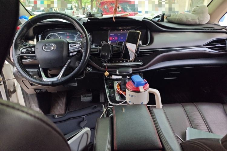 Used GAC Trumpchi M6 2019 270T Automatic Luxury Edition (7-seater) China V Standard Center Console