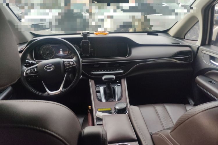 Used GAC Trumpchi M6 2019 270T DCT Luxury Edition (6-seater) China VI Center Console