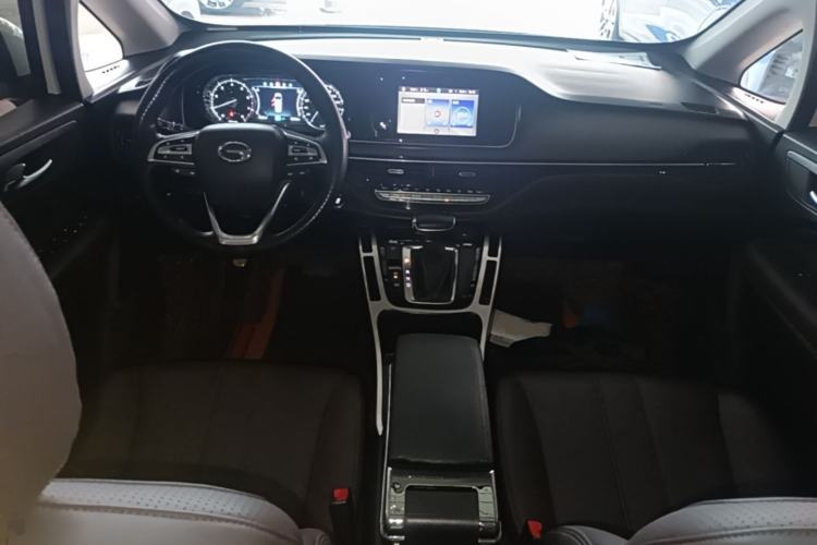 Used GAC Trumpchi M6 2019 270T DCT Luxury Edition (6-seater) China VI Center Console