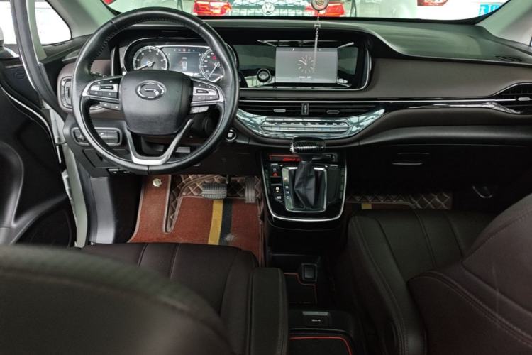 Used GAC Trumpchi M6 2019 270T DCT Luxury Edition (7-seater) China VI Center Console