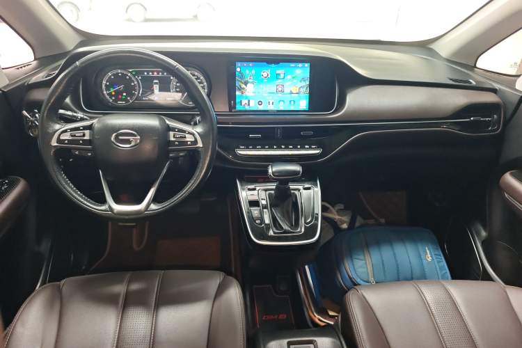 Used GAC Trumpchi M6 2019 270T DCT Luxury Edition (7-seater) China VI Center Console