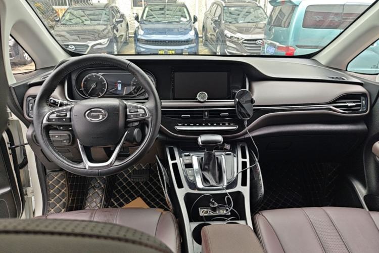 Used GAC Trumpchi M6 2019 270T DCT Luxury Edition (7-seater) China VI Center Console