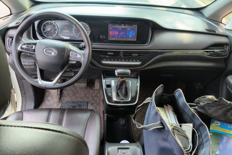 Used GAC Trumpchi M6 2019 270T DCT Luxury Edition (7-seater) China VI Center Console