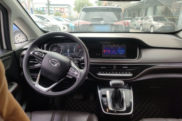 Used GAC Trumpchi M6 2019 270T Automatic Luxury Edition (6-seater) - China V Standard Center Console