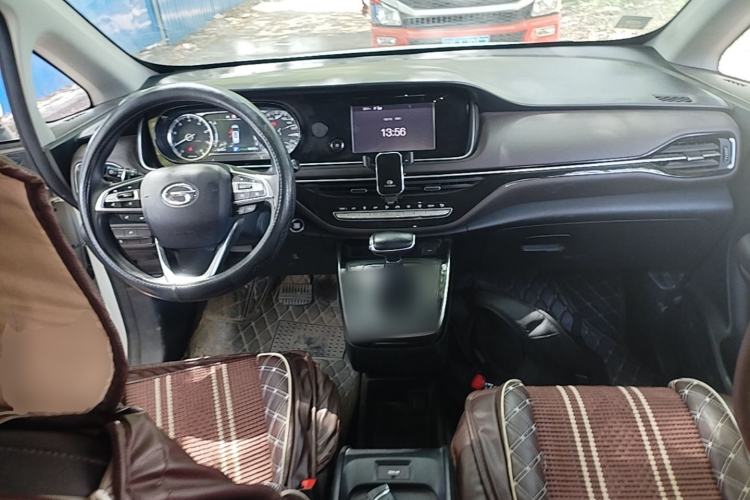 Used GAC Trumpchi M6 2019 270T Automatic Luxury Edition (7-seater) China V Standard Center Console