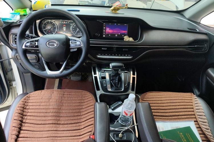 Used GAC Trumpchi M6 2019 270T Automatic Luxury Edition (7-seater) China V Standard Center Console