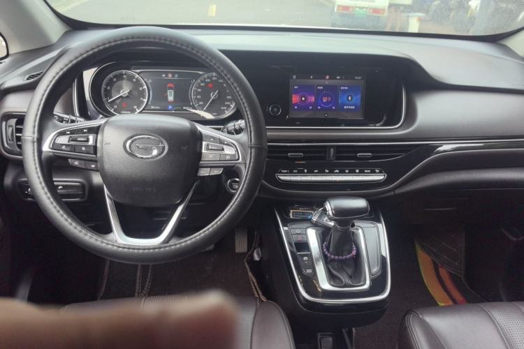 Used GAC Trumpchi M6 2019 270T Automatic Luxury Edition (6-seater) - China V Standard Center Console