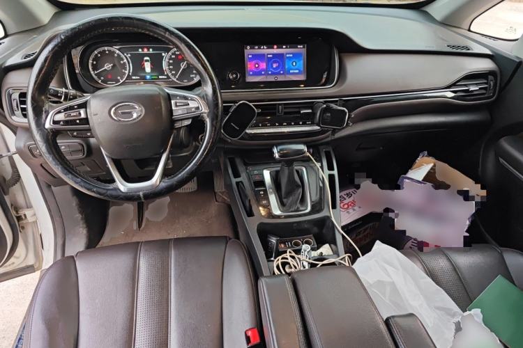 Used GAC Trumpchi M6 2019 270T DCT Luxury Edition (6-seater) China VI Center Console