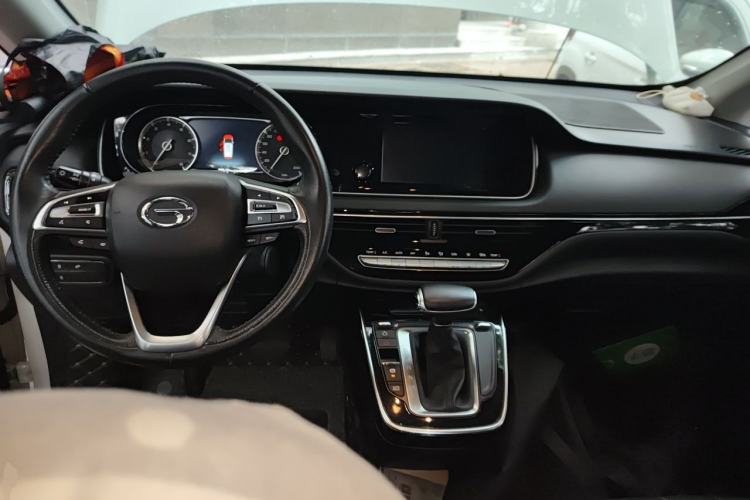 Used GAC Trumpchi M6 2019 270T DCT Luxury Edition (7-seater) China VI Center Console