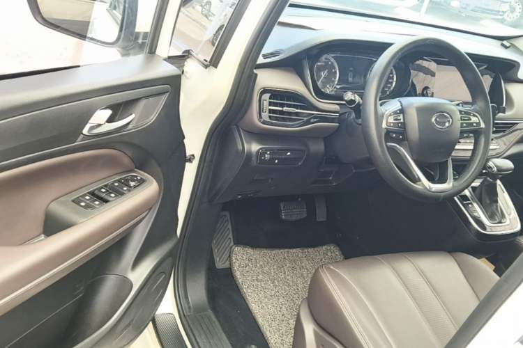 Used GAC Trumpchi M6 2019 270T Automatic Prestige Edition (6-seater) - China V Standard Driver Seat