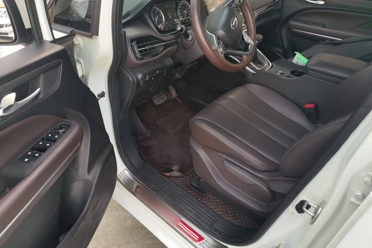 Used GAC Trumpchi M6 2019 270T Automatic Elite Edition (7-seater) China V Standard Driver Seat