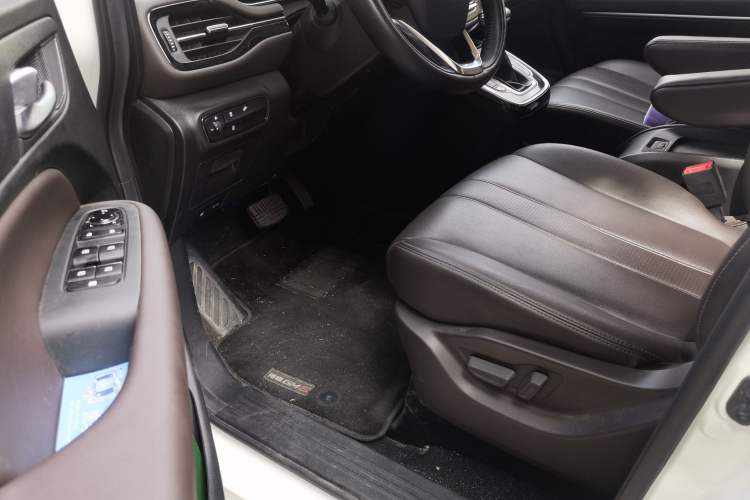 Used GAC Trumpchi M6 2019 270T DCT Luxury Edition (7-seater) China VI Driver Seat