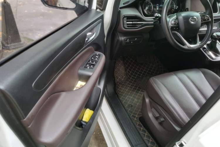 Used GAC Trumpchi M6 2019 270T Automatic Prestige Edition (6-seater) - China V Standard Driver Seat
