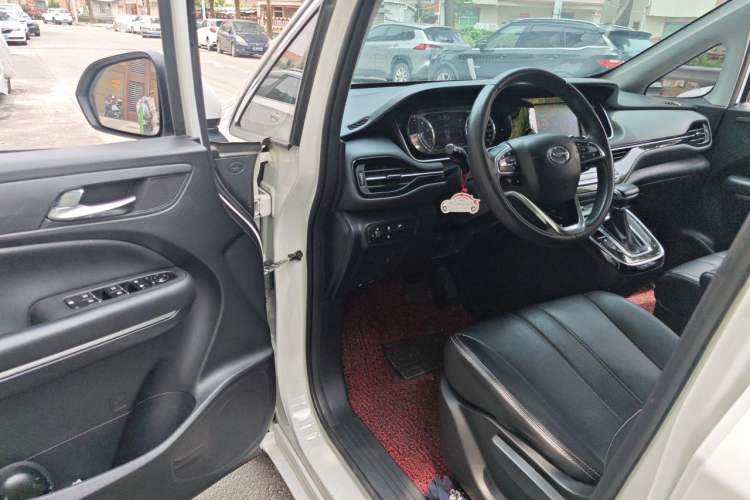 Used GAC Trumpchi M6 2019 270T DCT Luxury Edition (7-seater) China VI Driver Seat