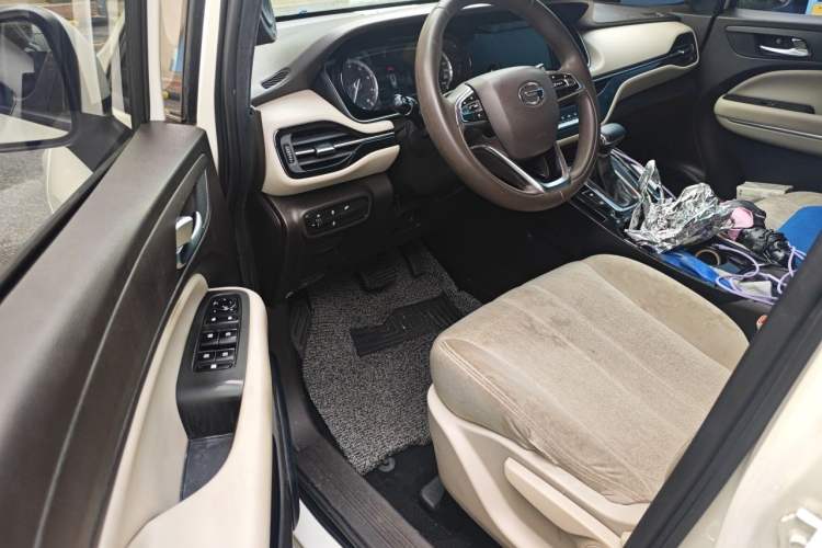 Used GAC Trumpchi M6 2019 270T DCT Elite Edition (7-seater) China VI Driver Seat